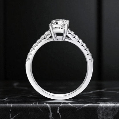 The Emerald-Cut Ring 1ct