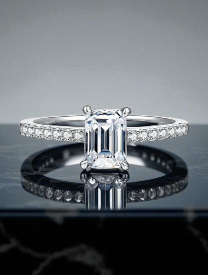 The Emerald-Cut Ring 1ct